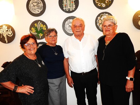 Župan Franc Čebulj v družbi Alojzije Mrgole_na levi_in Zdenke Zajc in Majde Mazi